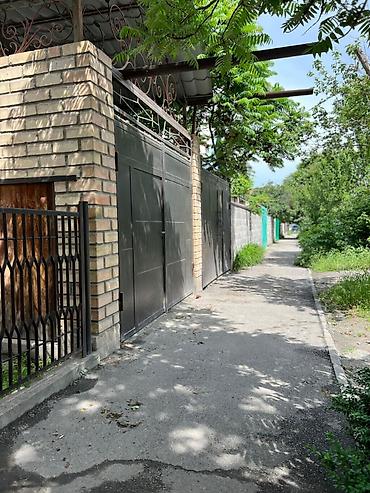 не агенство: 🏙️ Продаётся: пол/дома с участком, 5+ комнат 📍 Локация: Asia Mall — 3