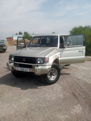 Mitsubishi: Mitsubishi Pajero: 1991 г., 2.5 л, Автомат, Дизель, Внедорожник
