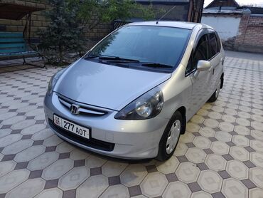 Honda Fit: 2003 г., 1.3 л, Вариатор, Бензин, Седан