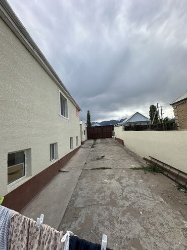 Продажа домов: Дом, 300 м², 10 комнат, Собственник at lalafo.kg — 3 Продажа домов: Дом, 300 м², 10 комнат, Собственник — 3