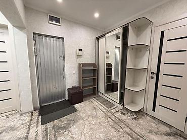 Продажа квартир: 2 комнаты, 61 м², Аламединский рынок / базар 5 этаж, Косметический ремонт — 3