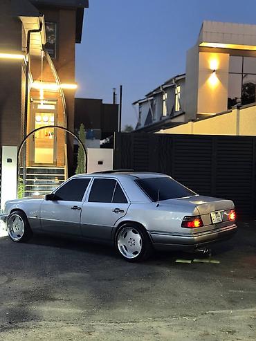 stance: Mercedes-Benz W124: 1994 г., 3.2 л, Автомат, Бензин, Седан — 6