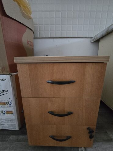 Ofis dəst mebeli: Ofis ve ev ucun dolaplar ve masalar tek tekte almaq mumkundu unvan -da lalafo.az — 5 Ofis dəst mebeli: Ofis ve ev ucun dolaplar ve masalar tek tekte almaq mumkundu unvan — 5