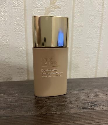 cool koftalar: Tonal kremi Estee Lauder İşlənmiş — 3