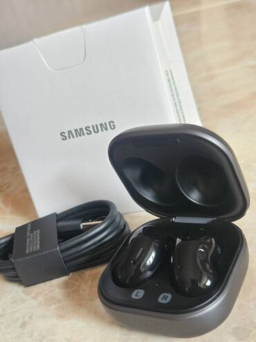 samsung naushniki: TEZEDI! Telfon almiwam ustunde veribler Samsung S23 original