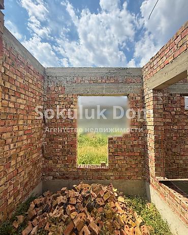 бета сторис: 🏠Продается дом в г. Шопоков 🟡 Участок: 5 соток 🟡 Дополнительно — 5