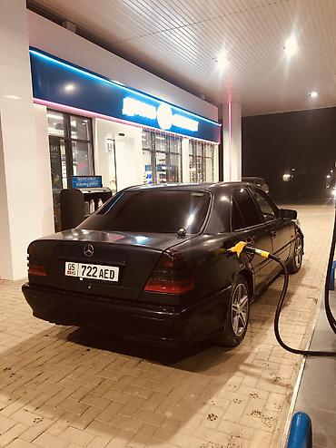 Mercedes-Benz: Mercedes-Benz C-Class: 2000 г., 2 л, Механика, Бензин, Седан — 9