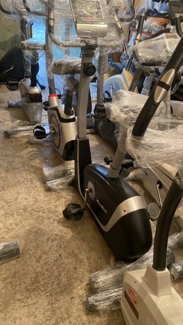 Elliptik trenajorlar: VansGym brendinin bu trenajor velosipedi evdə məşq etmək üçün əla