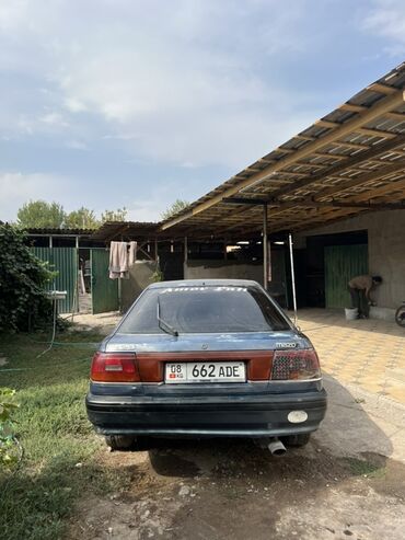 Mazda: Mazda 626: 1989 г., 2 л, Механика, Бензин, Хэтчбэк — 4