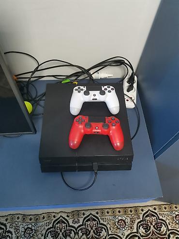 сколько стоит сони плейстейшен 1: Sony PS4 в отличном состоянии. Версия прошивки hen 13.52 позволяет — 1