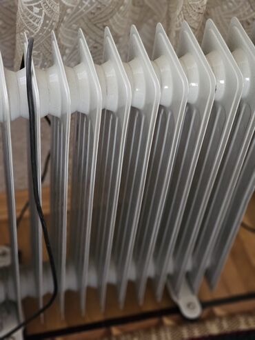 Ət çəkən maşınlar: Ət çəkən maşın Kenwood, 1300 Vt — 8