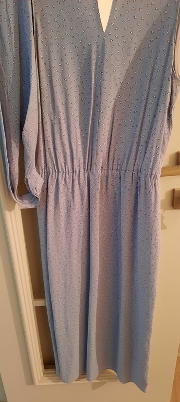 Ziyafət donları: Hamsı brend mallardı.Baha alınıb.hərəsi 1-2dəfə geyinilib — 11