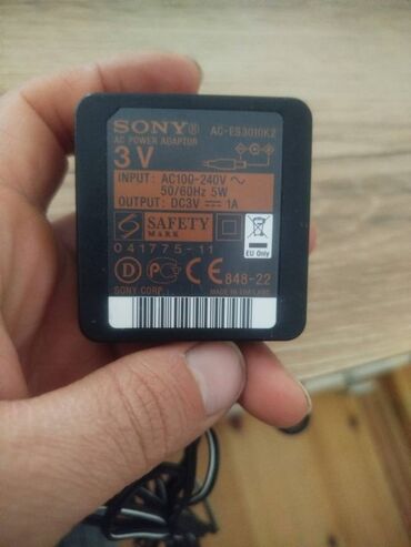 Qida blokları: Sony orijinal qida bloku/adapter 3V 1A çıxışı DC 2MM, USB deyil 1.5M