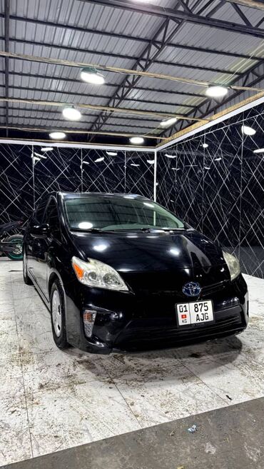 Toyota: Toyota Prius: 2015 г., Гибрид — 3