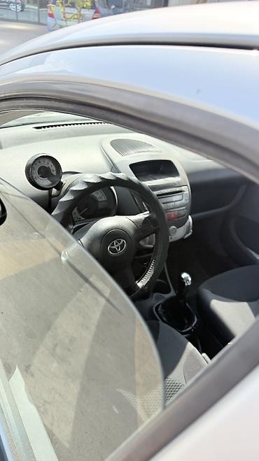 daewoo matiz 2013: Toyota Aygo: 2008 г., 1 л, Механика, Бензин, Хэтчбэк — 5