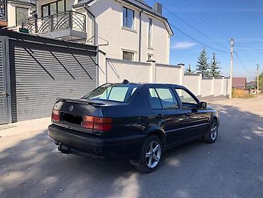 Vortex: Volkswagen Vento: 1993 г., 1.8 л, Механика, Бензин, Седан — 4