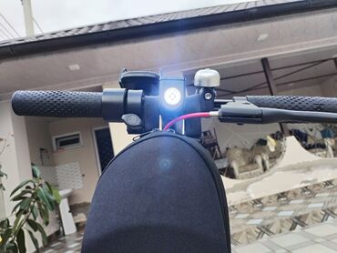 Elektrikli samokatlar: Elektrik skuter – ST-350 - Qatlanan dizayn: Asan daşınma və saxlanma — 4