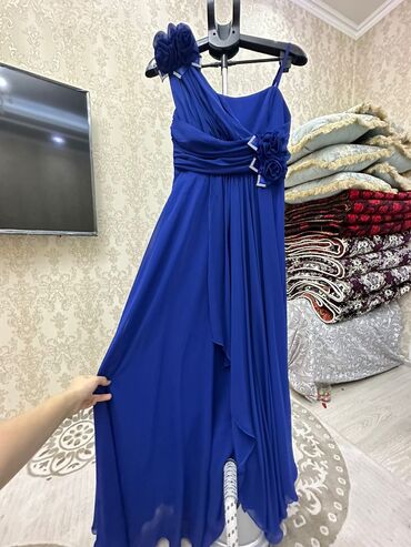 синее платье: Вечернее платье, Длинная модель, Без рукавов, S (EU 36), M (EU 38)
