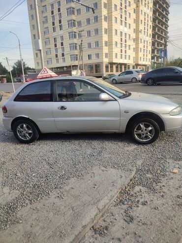 машины малолитражки: Mitsubishi Colt: 1992 г., 1.6 л, Автомат, Бензин, Купе