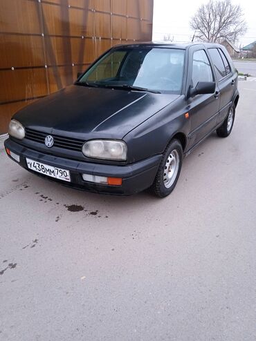 Volkswagen: Volkswagen Golf: 1993 г., 1.8 л, Механика, Бензин, Хэтчбэк