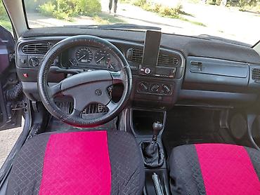 vento: Volkswagen Vento: 1993 г., 1.8 л, Механика, Бензин, Седан — 5