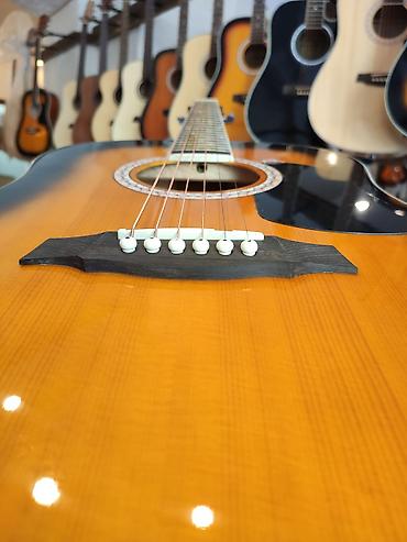 gitara kabel: Akustik gitara Rivertone LD18 Üst: Şam ağacı Qol: Gül ağacı — 2