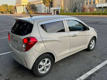 Chevrolet: Chevrolet Spark: 2018 г., 1 л, Вариатор, Бензин, Хэтчбэк