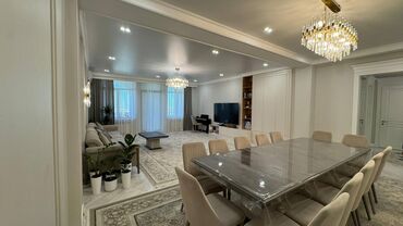 куплю квартиру асанбай: 4 комнаты, 172 м², Элитка, 13 этаж, Евроремонт