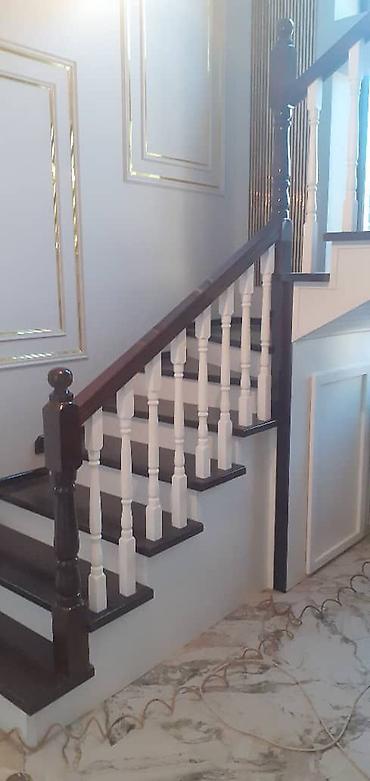 Деревянные лестницы: Деревянная лестница Для дома, Форма лестницы: Много-маршевая, Стиль: Классический — 20