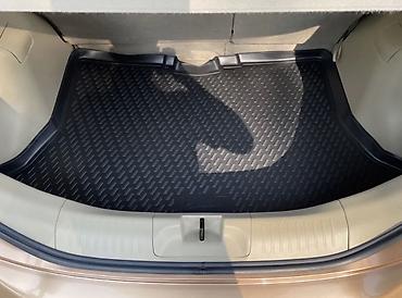 bort baqaj: Nissan Tiida Hatchback (C11) Nissan Versa Hatchback Nissan Latio — 4