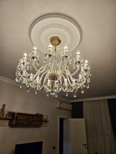 Vazalar: Çılçıraq, 10 və daha çox lampa, Xrustal