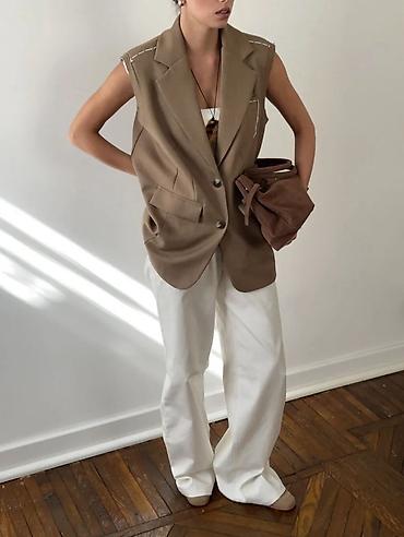 Классические жилеты: Костюмная безрукавка Размер L/XL Женская одежда от производителя — 8