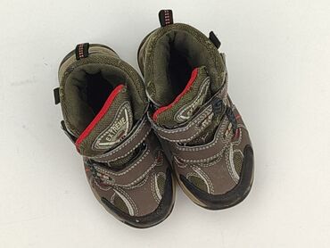 klapki z futerkiem i łańcuchem: Sport shoes 25, Used