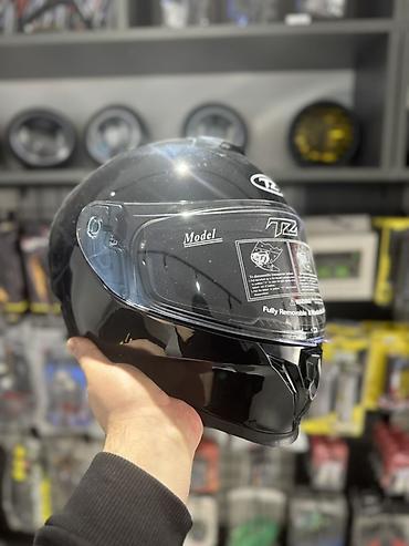moto tvs: Motosiklet dəbilqəsi – tam üzlü (full-face) model Xüsusiyyətlər: - — 6