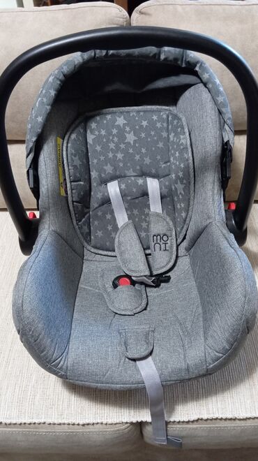 Autosedišta: Potpuno novo autosediste za bebe.
Uplata pa slanje — 8