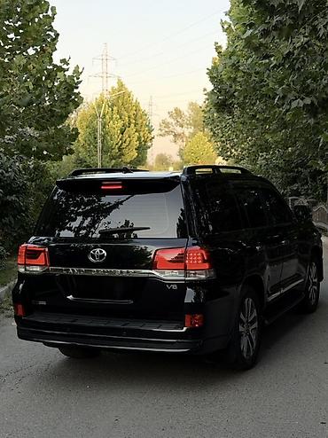 lend cruzer: Toyota Land Cruiser: 2017 г., 4.6 л, Автомат, Бензин, Внедорожник — 2