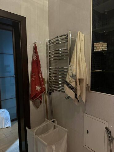 Uzunmüddətli kirayə mənzillər: Mənzil kirayə verilir. Şəhərin mərkəzində Metro "İçərişəhər" — 2