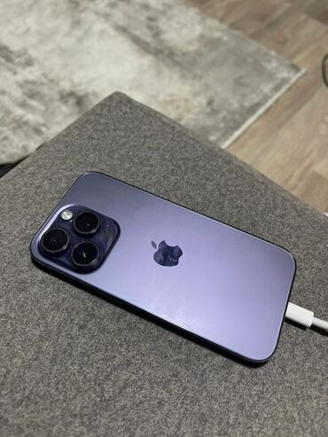 iphone xs max купить: IPhone 14 Pro, Б/у, 128 ГБ, Deep Purple, Чехол, 87 %