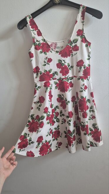 Haljine: Bоја - Šareno, Na bretele — 9