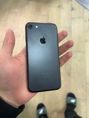 Apple iPhone: IPhone 7, 32 GB, Qara, Barmaq izi