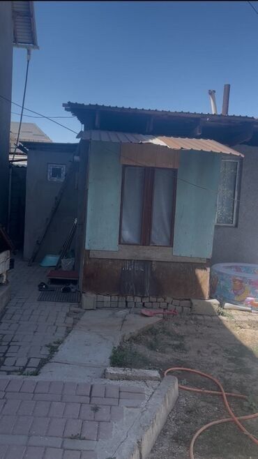 долгосрочный аренда домов: 50 м², 2 комнаты, Подвал, погреб, Забор, огорожен
