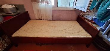 Çarpayılar: İşlənmiş, İkinəfərlik çarpayı, Bazasız, Matras ilə, Siyirməsiz, Rumıniya — 4