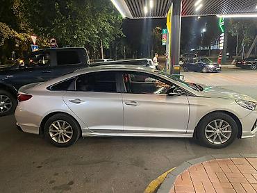 Продажа авто: Hyundai Sonata: 2018 г., Автомат, Газ, Седан — 3