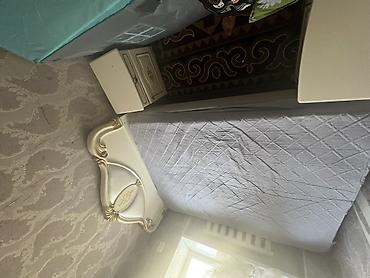 office table: Двуспальная кровать с изголовьем в классическом стиле + прикроватные — 2