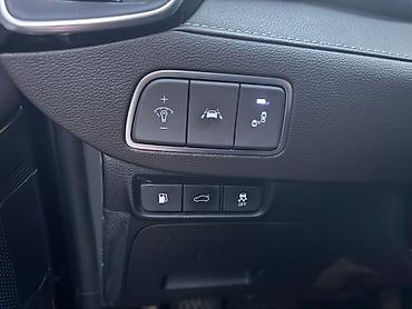 gra: Hyundai Grandeur: 2018 г., 2.4 л, Автомат, Бензин, Седан — 10