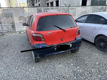 Toyota Yaris: 1999 г., Механика, Бензин, Хэтчбэк