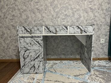 Salon masaları: Salon masaları