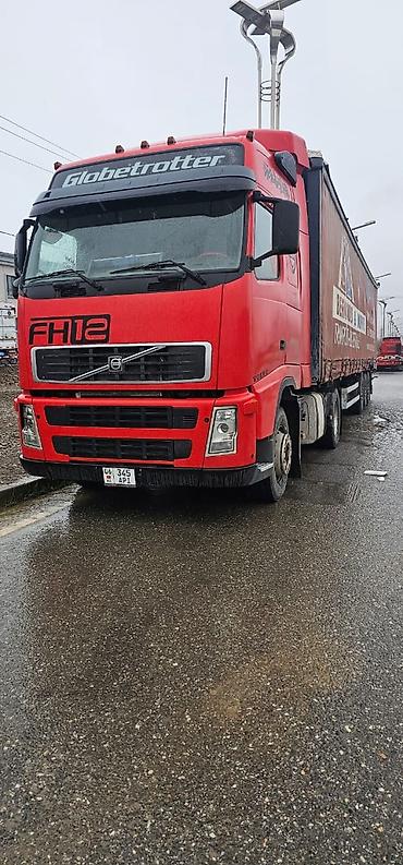 Тягач, Volvo, 2003 г., Тентованный