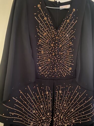 Ziyafət donları: Zərif gecə/libas dəsti - Rəng: qara - Uzun, axıcı ətəkli model - Üst — 7