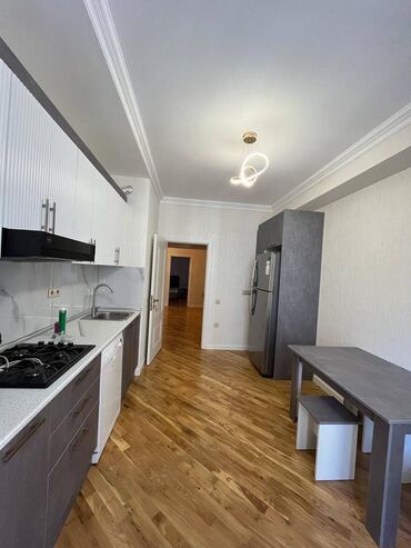 Uzunmüddətli kirayə mənzillər: Mənzil kirayə verilir. 3 otaq, 16.7 m. 149 kv. Nerimanov ray(28 may — 15